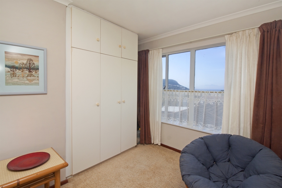 To Let 3 Bedroom Property for Rent in Glencairn Western Cape